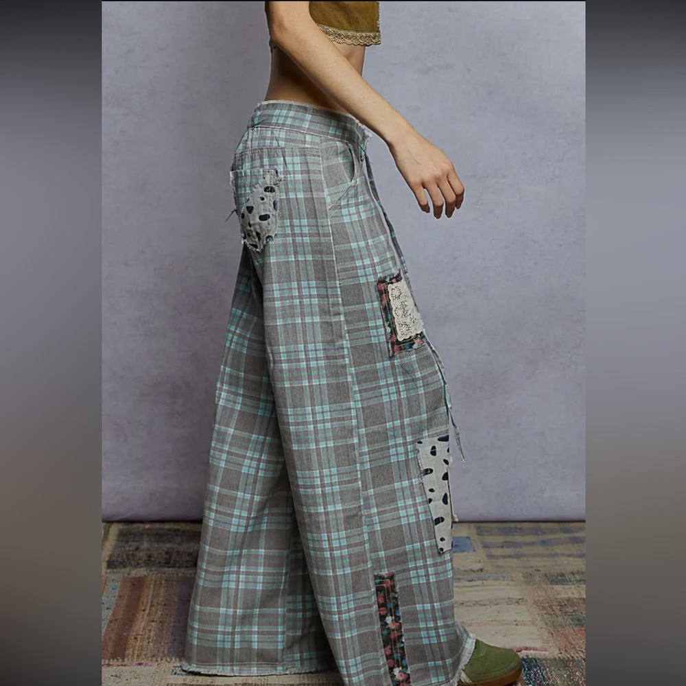 POL Plaid Wide-Leg Patchwork Pants in Gray and Aqua - Picture 2 of 3